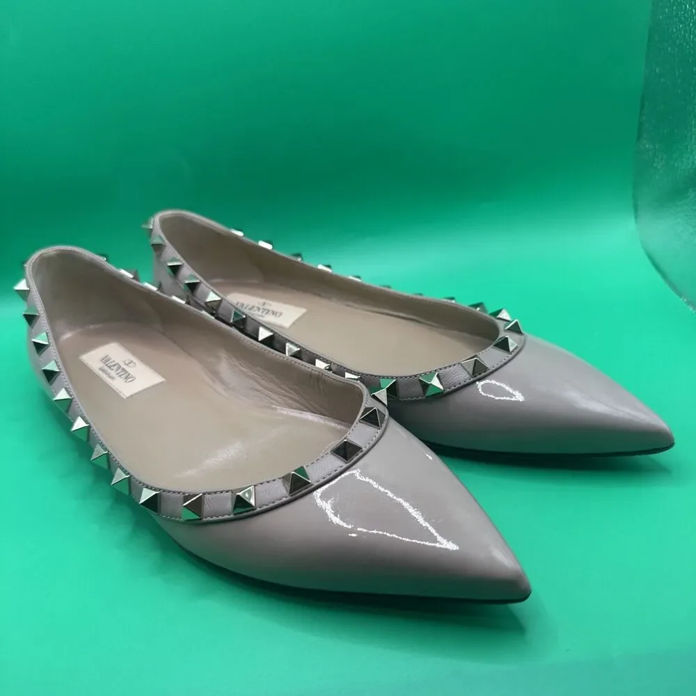 Valentino Garavani Rockstud Ballet Flats EU 37/ US 7  Poudre (Full Inclusion)